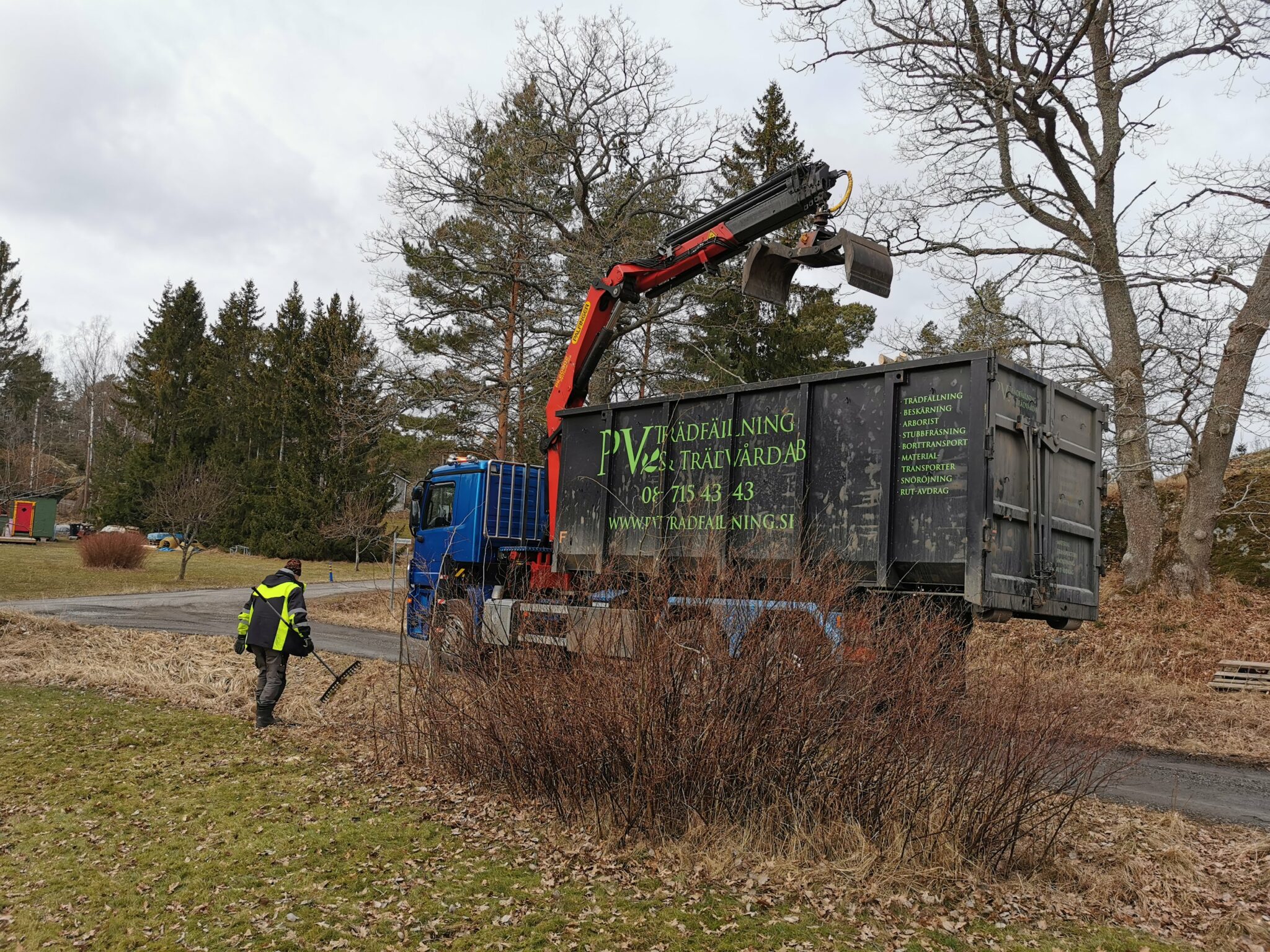 Bortforsling av trädavfall i Piteå